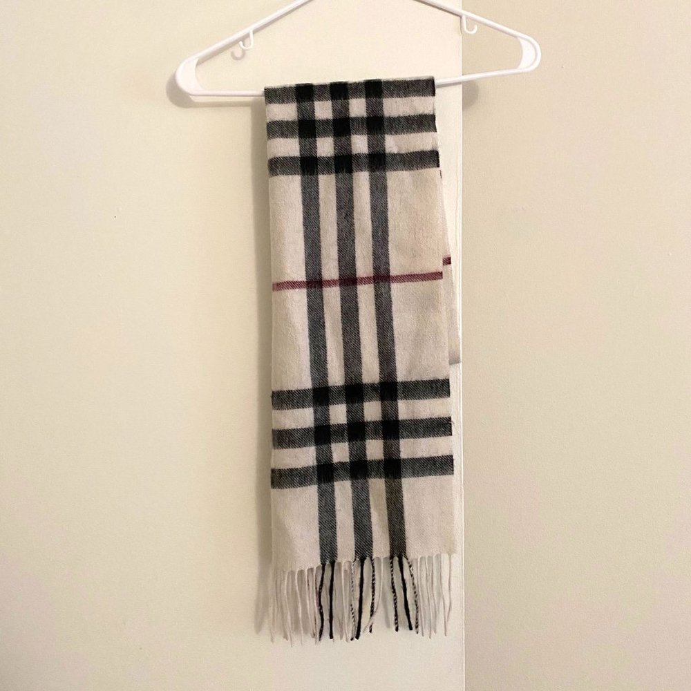 Good quality beige wool checked scarf